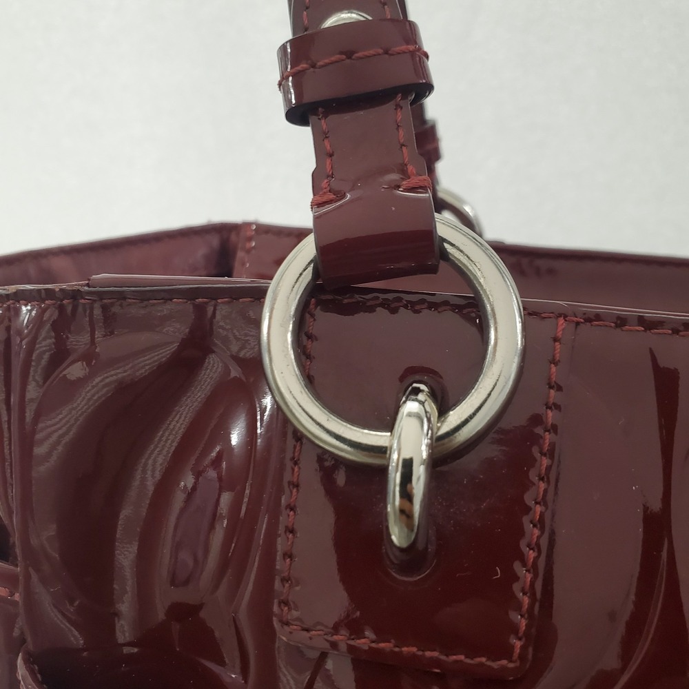 Coach Signature Garnet East West Embossed Patent Leather Carry all # F17729 - Picture 9 of 16